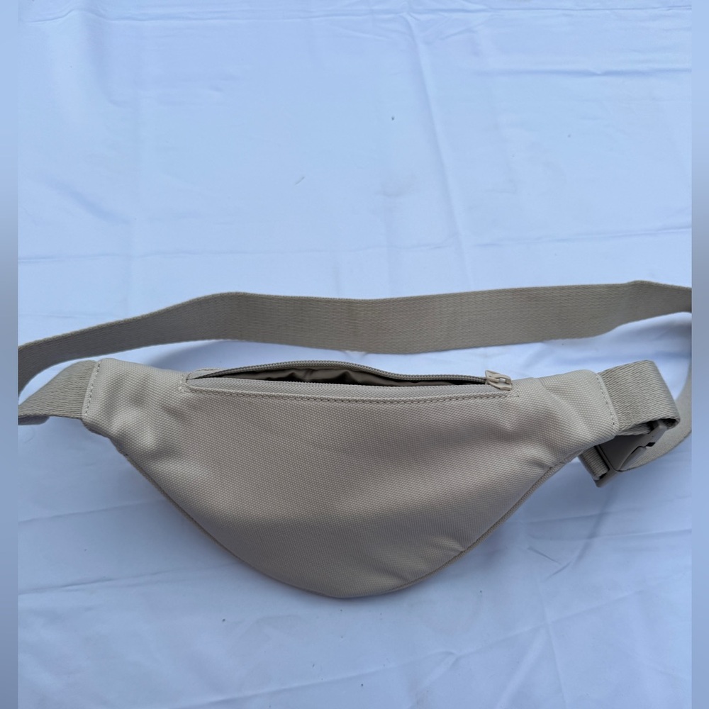 Oner Active Crossbody - Picture 2 of 3